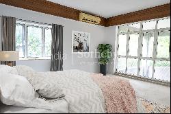 Apartment in Queens Park, Ballygunge