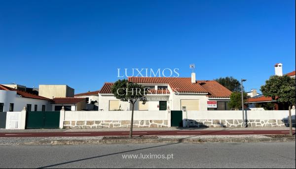 3 bedroom villa with four fronts close to the sea, for sale, Portugal