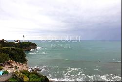 ANGLET – AN APARTMENT NEAR THE LIGHTHOUSE AND ENJOYING A MAGNIFICENT OCEAN VIEW