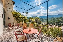 VILLAGE HOUSE WITH POOL - VIEW OF THE LUBERON