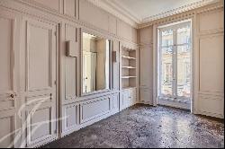 Place Vendôme - Magnificent Reception Apartment