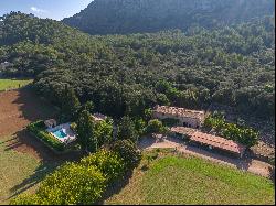 Exclusive Finca to reform in Cala Sant Vicente Pollensa