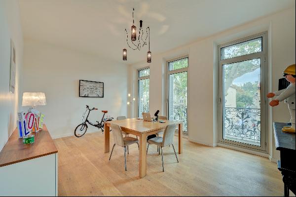 Apartment with balcony