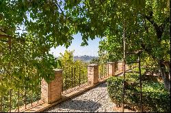 Historic mansion with Secret Garden nestled in a Borgo near Rome