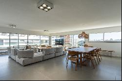 Exceptional Penthouse for sale in Playa Brava