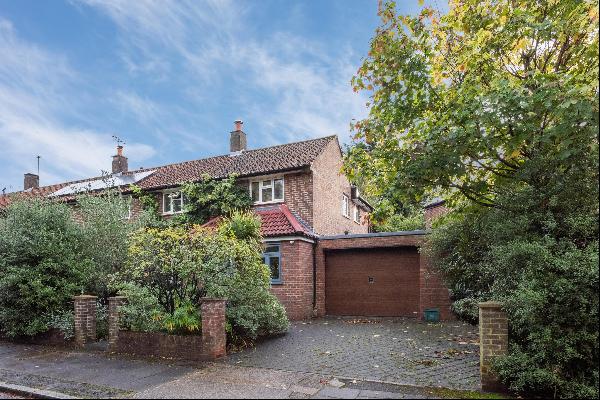 A modern three bedroom family house in an idyllic location moments from Wimbledon Common.