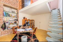 Vieux Lille, apartment type loft 4 bedrooms, terrace and garage