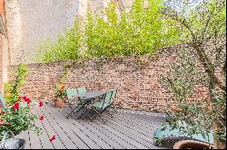 Vieux Lille, apartment type loft 4 bedrooms, terrace and garage