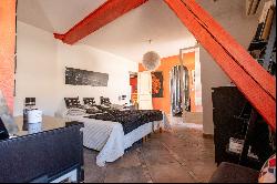 TORREILLES - STONE BUILDING WITH CHARACTER - 479sqm