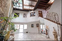 TORREILLES - STONE BUILDING WITH CHARACTER - 479sqm