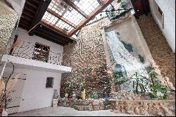 TORREILLES - STONE BUILDING WITH CHARACTER - 479m²