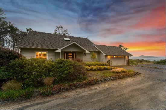 Residence at Anchor Bay