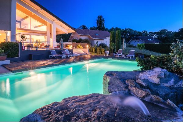 Architect's house with a wonderful view of Geneva