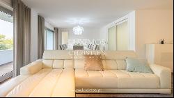 Four bedroom apartment near the sea, for sale, Matosinhos Sul, Portugal