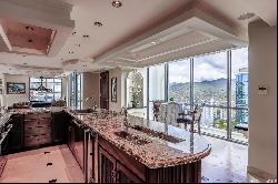 1199 Bishop Street #Penthouse, Honolulu HI 96813