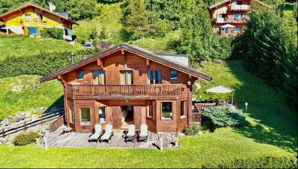 Outstanding 5-bedroom chalet with beautiful mountain views in Chesieres, Vaud.