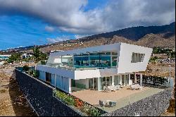 La Caleta Luxury Villa with Vi