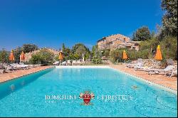Tuscany - RESTORED HAMLET WITH POOL FOR SALE IN VAL D'ELSA