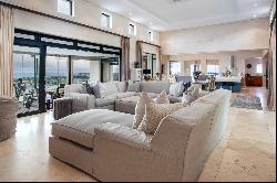 STUNNING 5 BED HOME FOR SALE IN HEMEL & AARDE ESTATE, HERMANUS - LUXURY LIVING AT ITS FIN