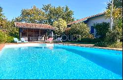 ARCANGUES, NEAR BIARRITZ – A PROPERTY IN EXTENSIVE GROUNDS