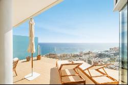 Luxurious penthouse with panoramic sea views in El Higueron, Fue, Benalmádena 29630