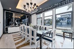 Extended Luxury Villa on Palm Jumeirah