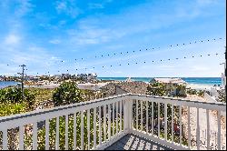 Magnificent Beach House With Gulf And Lake Views From Wraparound Balconies