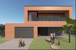 Magnificent Single Family House. New construction, ample spaces and modern ameni