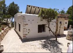 Historic finca with touristic license in Santa Eulalia