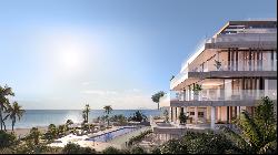 Healthy living by the sea in a spectacular complex in Estepona