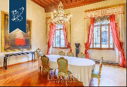 Apartment in historic 14th century villa with panoramic terrace for sale in Florence