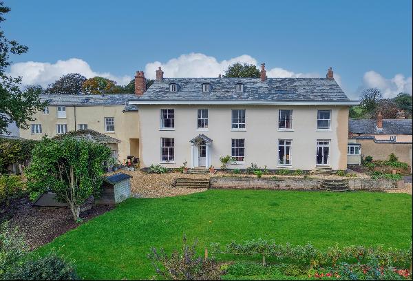 A completely refurbished, yet elegant and listed Georgian family home with a three bedroom