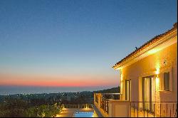 Luxury Private Villa with Five Bedrooms In Sea Caves, Pafos