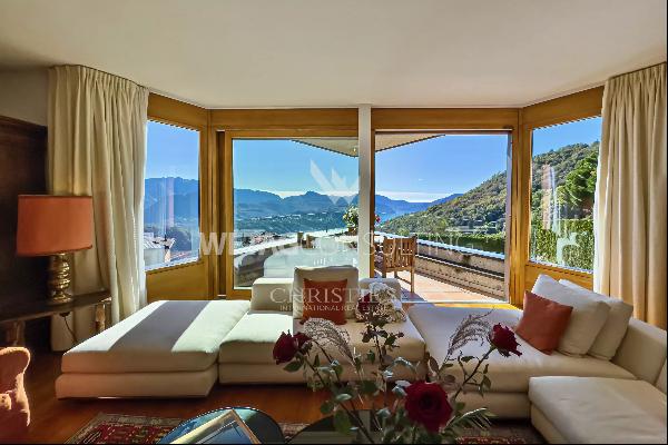 Lugano-Cademario: splendid villa with a beautiful view of two branches of Lake Lugano, ou