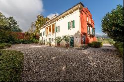 Charming Venetian Villa with vineyard in the heart of the classic Valpolicella