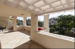 Apartment for sale in Málaga, Marbella, Las Alamandas, Marbella 29660
