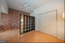 301 Race Street Unit 501, Philadelphia PA 19106