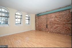 301 Race Street Unit 501, Philadelphia PA 19106