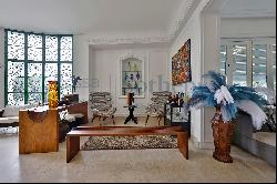 Apartment in an iconic building of Rio