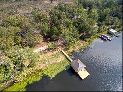 BOATHOUSE ON PRIVATE FISHING LAKE FOR SALE | EAST TX REAL ESTATE