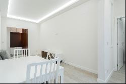 Flat, 3 bedrooms, for Sale