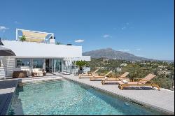 Villa for sale in Málaga, Benahavís, El Herrojo Alto, Benahavís 29679