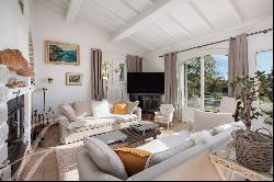 Provençal Chic, huge garage and panoramic sea view