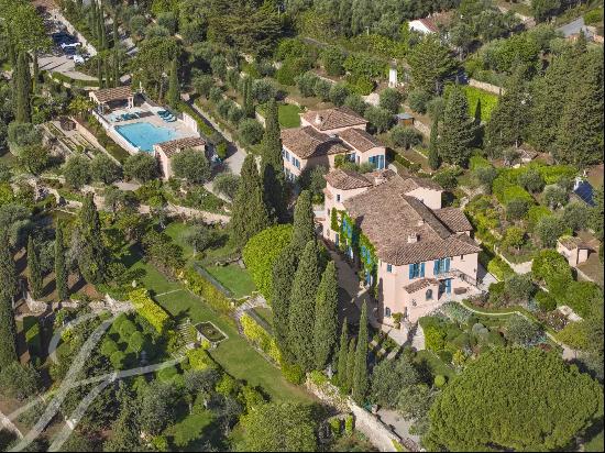 Grasse - Majestic property with sumptuous park and sea view