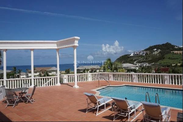 Luxurious Retreat in Philipsburg's Coveted Seclusion