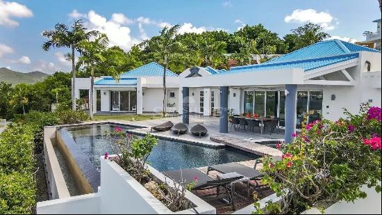 Lagoon-View Villa in Prestigious AquaMarina Community