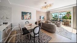 Cannes Croisette 3 bedrooms apartment sea view