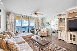 Beautifully Presented Gulf-Front Condo With Generous Balcony And Amenities