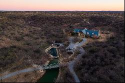 Celebrated Quail and White-tailed Deer Hunting Ranch