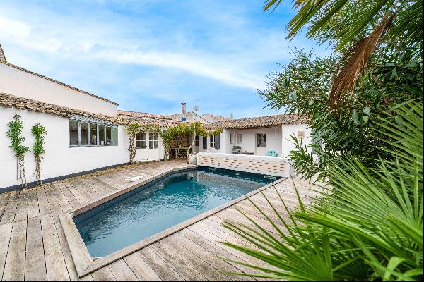 Ile de Ré - Sainte-Marie de Ré - Typically village house with pool